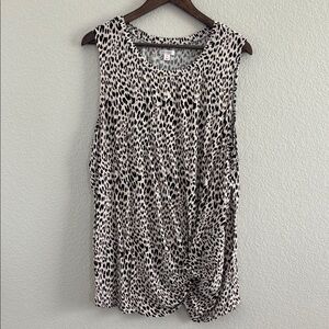 Size 2X Sleeveless Twist-Hem Animal Print Top - Black and Cream